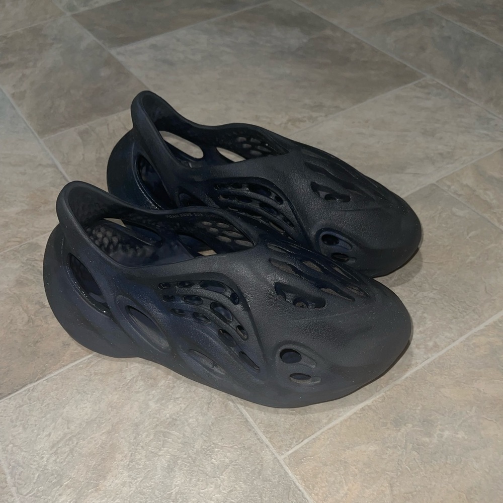 Yeezy Foam RNNR